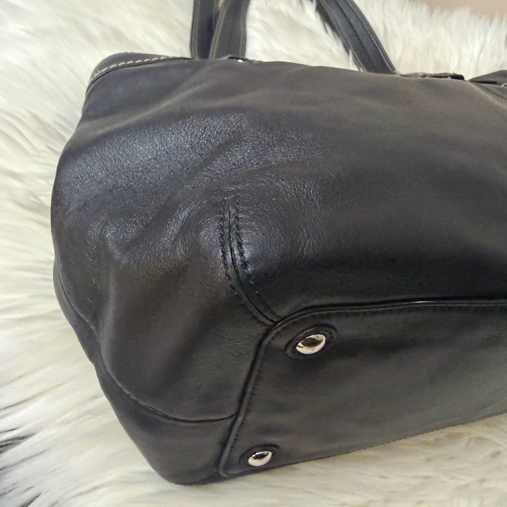 Coach Soho Pleated Leather Black Large Tote Purse Handbag F13733 - Picture 3 of 11